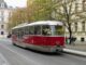 Praha plná zelených tramvajových pásů